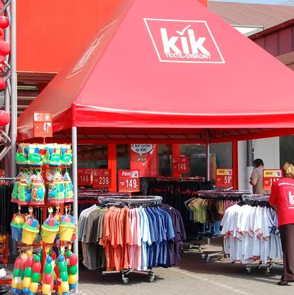A expansão continua: em 2007, serão inauguradas lojas KiK na República Checa e na Eslovénia